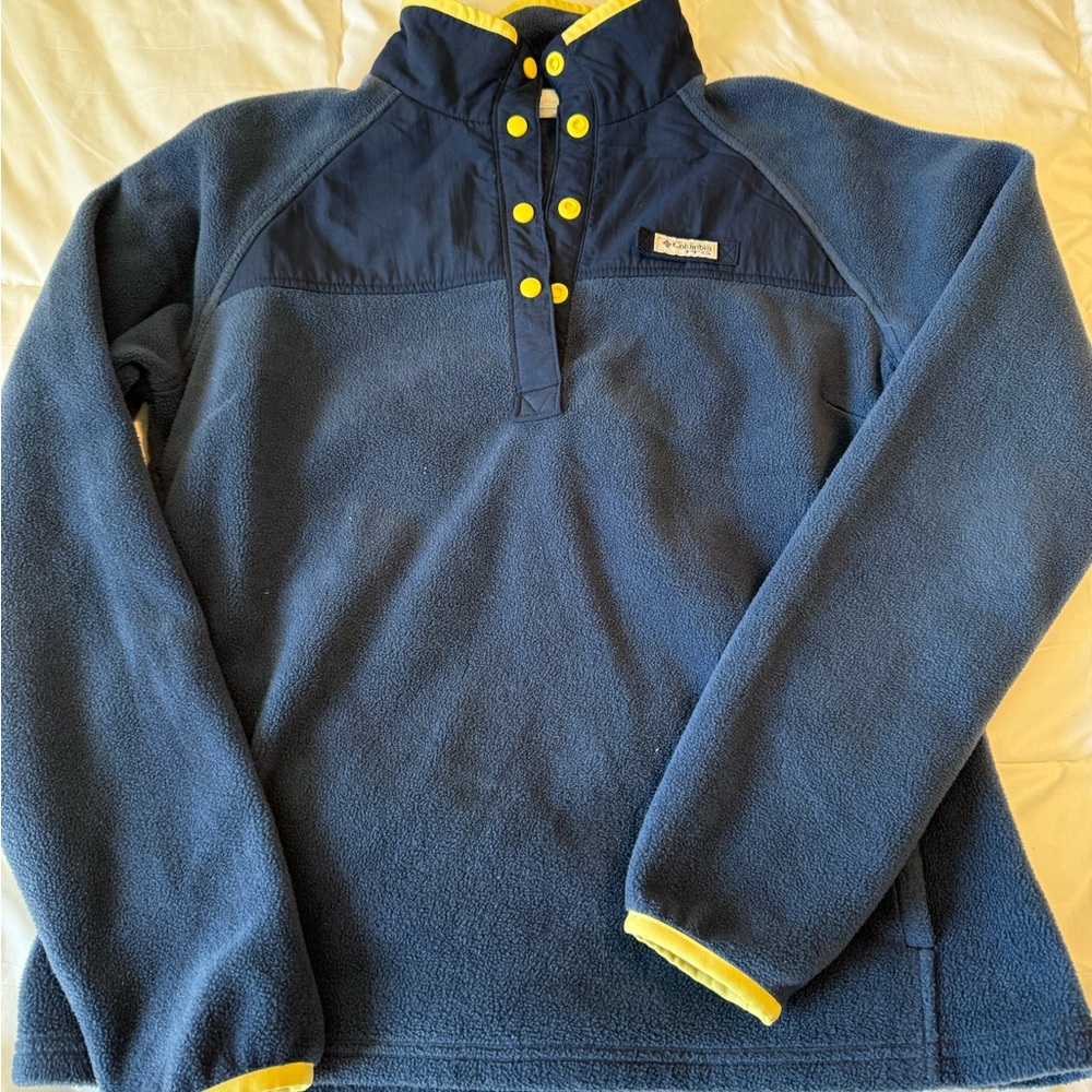Columbia PFG snap fleece size medium
